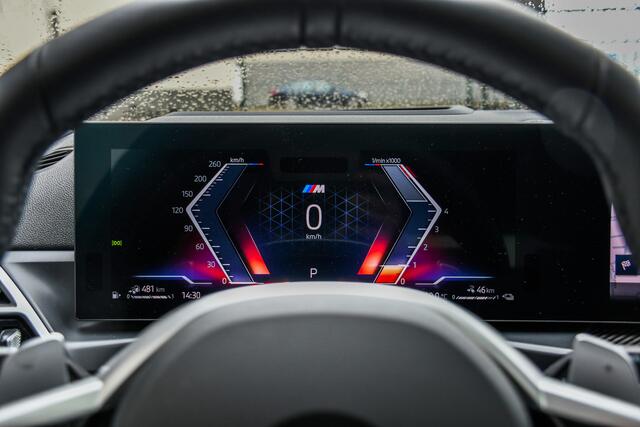 BMW 3-SERIE Touring 330e