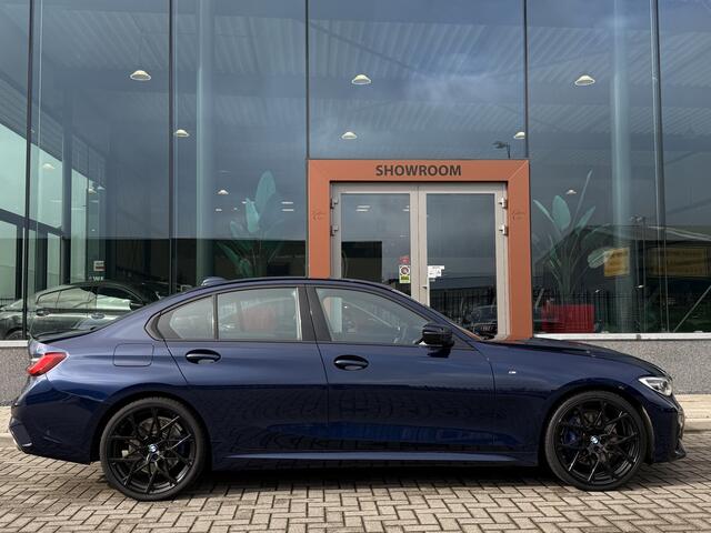 BMW 3-SERIE 320i High Executive Edition | Head-Up | Led | Leder | Hifi | Achteruitrijcamera |