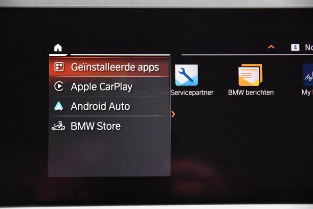 BMW 3-SERIE Touring *1ste Eigenaar*Navigatie*Leer*Stoelverwarming*Carplay* 318i