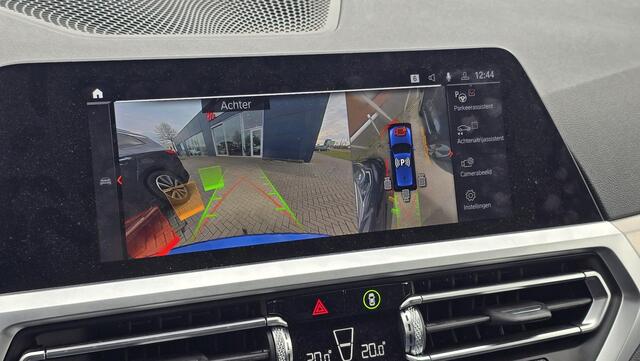 BMW 3-SERIE Touring 330i Executive Edition | NAP | Dealeronderhouden | 360° camera | M-Sport | Trekhaak | Portimao blau