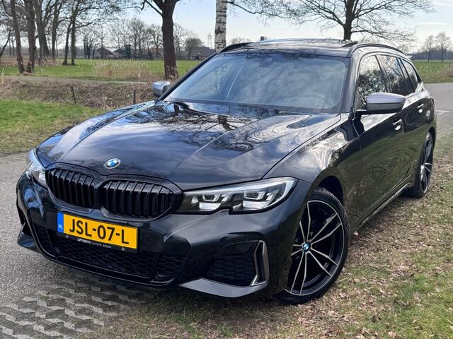 BMW 3-SERIE 318I MSPORT / PANO / 19INCH / 24DKM
