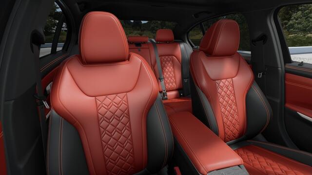 BMW 3-SERIE 330e 292PK / High Executive / Individual / Luxury Line