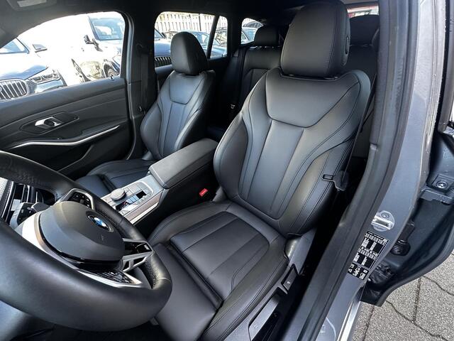 BMW 3-SERIE Touring 330i xDrive M-Sport Leder|AdaptiefCruise|HiFi
