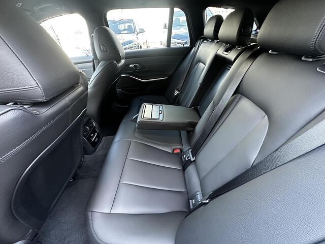 BMW 3-SERIE Touring 330i xDrive M-Sport Leder|AdaptiefCruise|HiFi