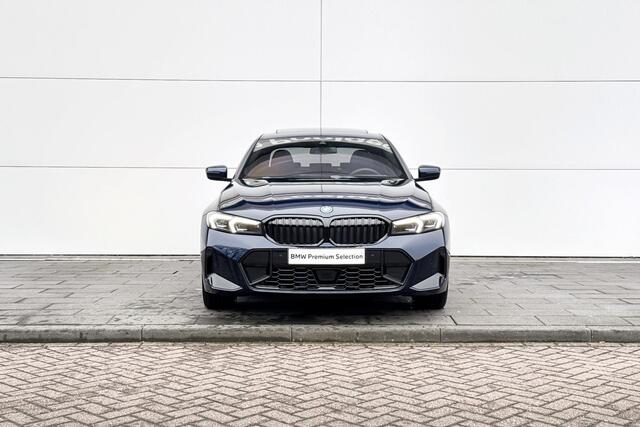 BMW 3-SERIE Sedan 330e