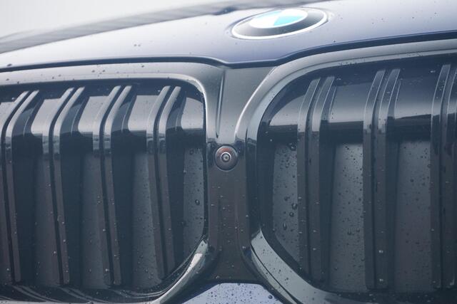 BMW 3-SERIE Sedan 330i M Sportpakket | Comfort Pack | Showroom Selection