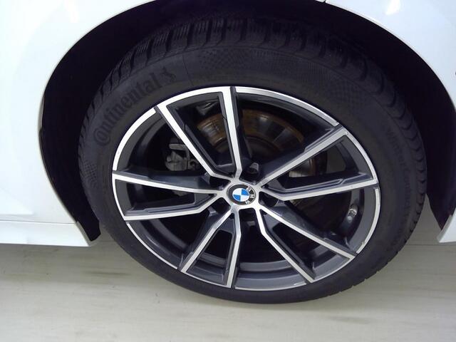 BMW 3-SERIE Touring 318i Business Edition M-Sport 2e eig. & Keurig-Onderh. BOVAG Garantie. NL-Auto