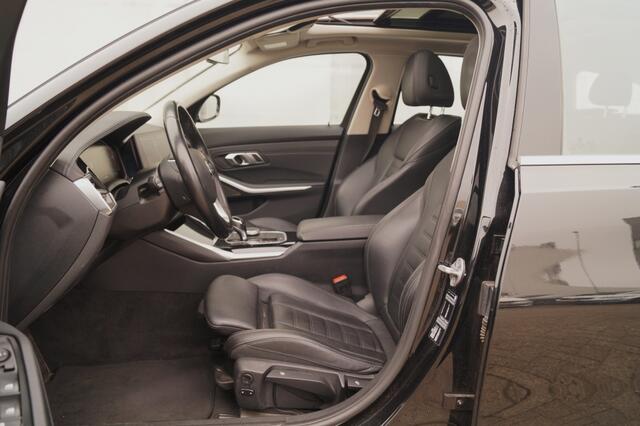 BMW 3-SERIE Touring 320i 184pk Business Edition Plus -PANO-LEER-