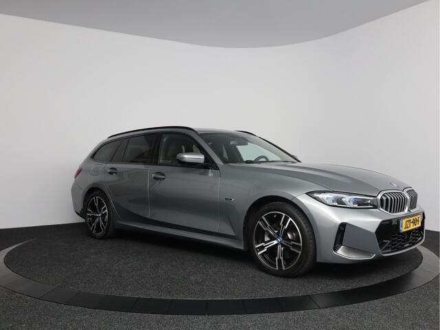 BMW 3-SERIE Touring 330e M-Sport | Panaromadak | M-Technik