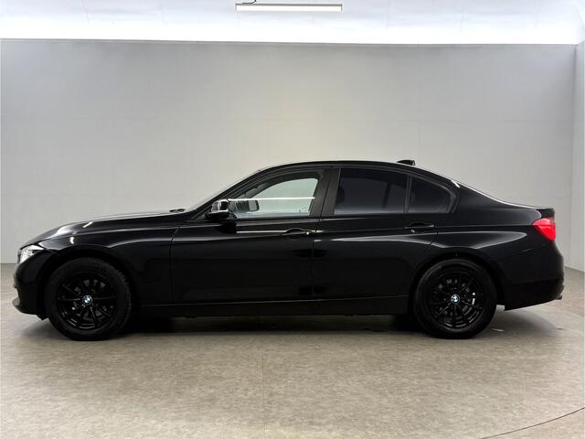 BMW 3-SERIE 318i Executive Shadow Line | LED | Clima | Cruise | Navigatie | Parkeersens. | Stoelverw. | NAP