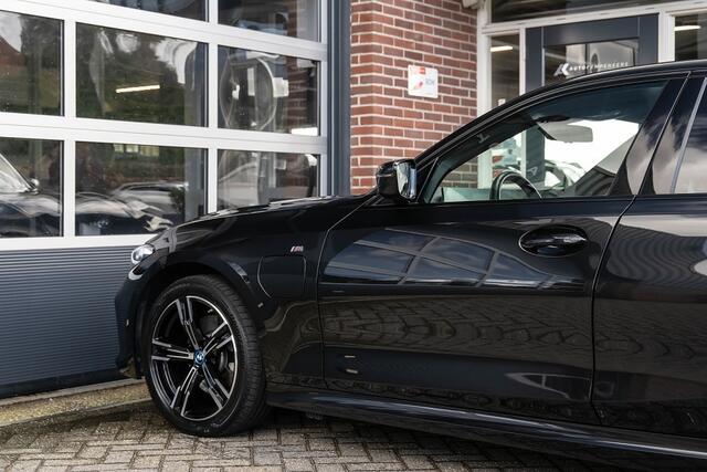 BMW 3-SERIE 330 330e M Sport | Shadow | Widescreen | HIFI | Camera | Adpt. Led | ACC | 18 Inch |