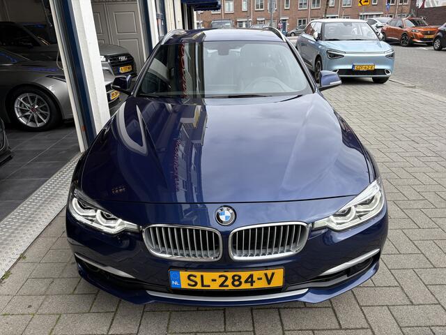 BMW 3-SERIE Touring 320i Edition Luxury Line Purity Executive NL AUTO/FULL OPTIONS/NAP