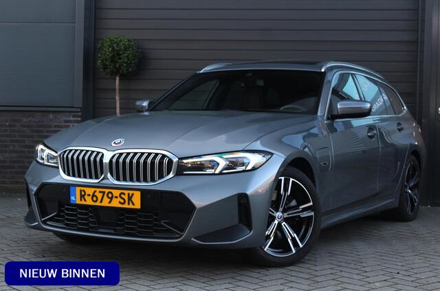 BMW 3-SERIE Touring 320e M Sport | Panoramadak | Adaptieve Cruise Control | Trekhaak | Leer | BLIS