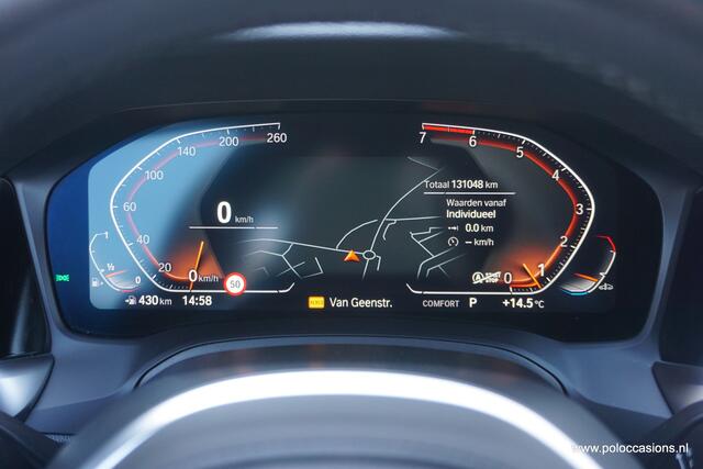 BMW 3-SERIE Touring 318i Sportline | Carplay | Dealerauto | Camera | 4cilinder