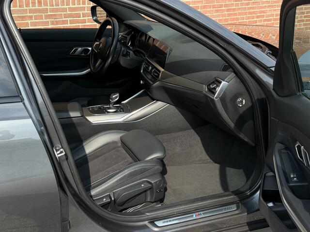 BMW 3-SERIE 318I HIGH EXECUTIVE M-Sport M Performance pakket