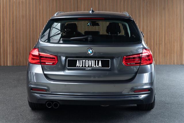 BMW 3-SERIE Touring 320i Navi Climate PDC Cruise Sportstoel. LM velgen