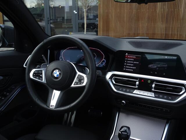 BMW 3-SERIE touring 330e 292PK High Exc. / M-Sport Individual / laser