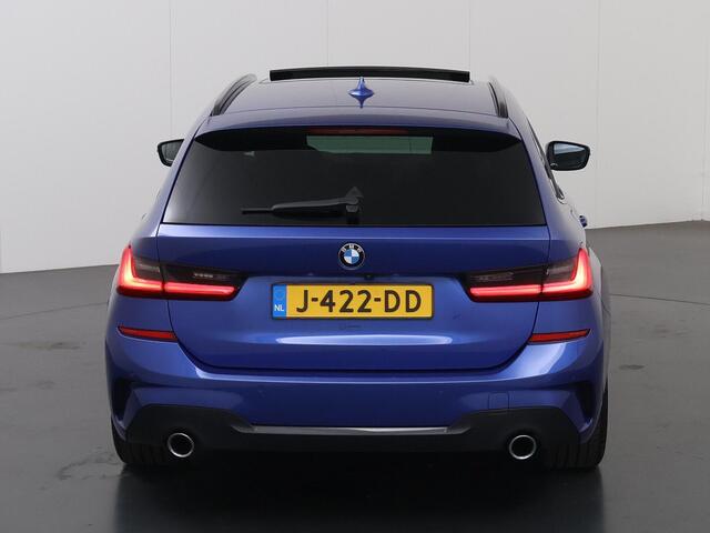 BMW 3-SERIE Touring 330i Executive Edition | M-Pakket | Panoramadak | Parkeerpakket | HUD | DAB | Hifi Speakersysteem | Sportstoelen | Rijassistentiepakket | LED | Interieurverlichtingspakket |