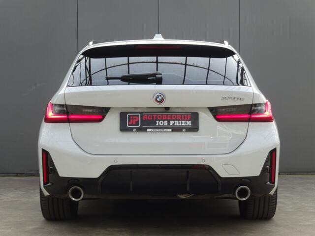 BMW 3-SERIE Touring 330e * M-PAKKET * FACELIFT !!