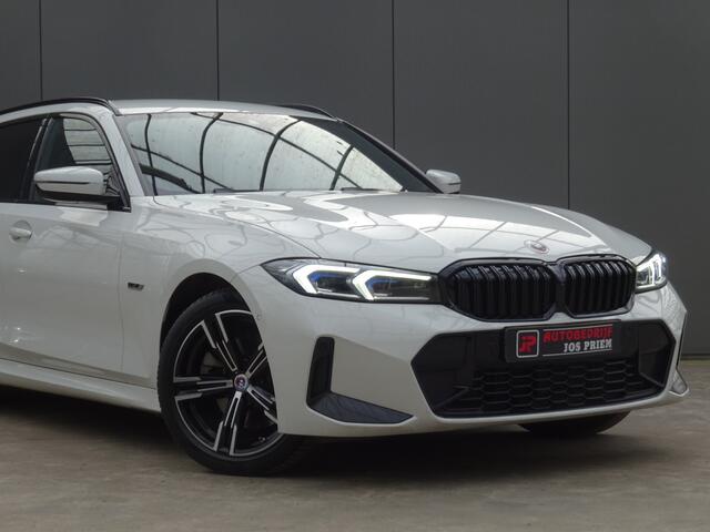 BMW 3-SERIE Touring 330e * M-PAKKET * FACELIFT !!