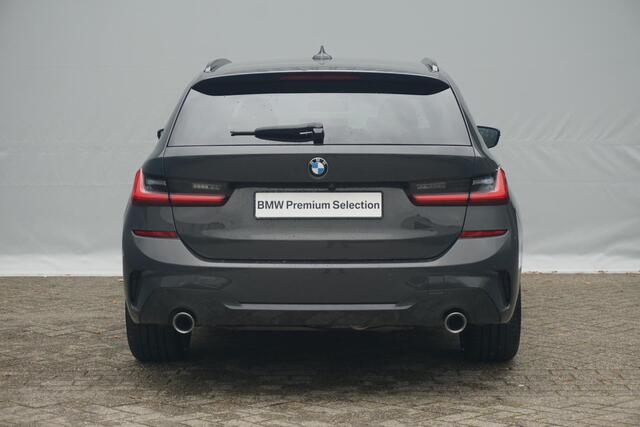 BMW 3-SERIE Touring 330e xDrive M Sport | Trekhaak / Head-up / Memory Stoelen / Laserlight / HIFI / Driving Assistant Professional / Adaptief M onderstel / Comfort Access
