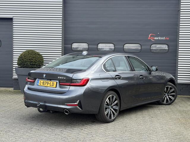BMW 3-SERIE 330e | 360* Camera | Navigatie | Lederen Bekleding | DAB | Trekhaak |