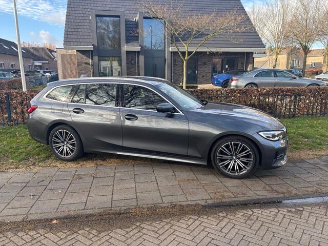 BMW 3-SERIE 184 PK ,G21,Sportline,Navi Prof,Hifi,DAB,Keyless Entry,Led koplampen,Alarm