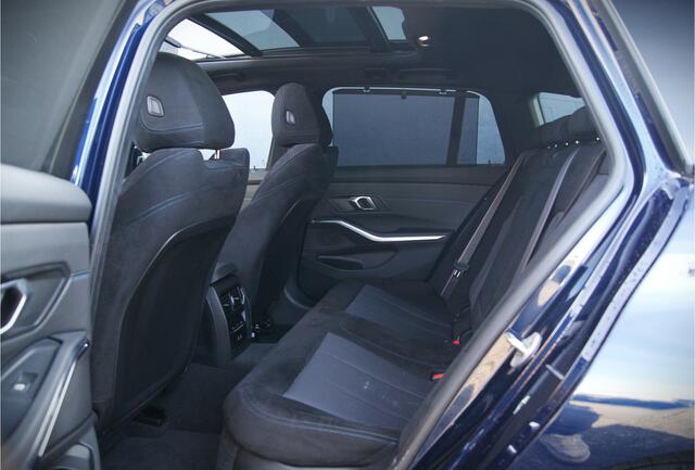 BMW 3-SERIE Touring 330e xDrive 292Pk M-Sport 19,5KW accu Shadow/Panoramadak/Wegkl-trhk/360-camera/memory