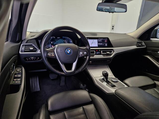 BMW 3-SERIE 320e Business Edition Plus | 99% SOH | LEDER | CARPLAY |