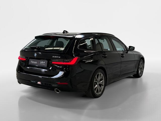 BMW 3-SERIE 330e Sport Line I Carplay I Half-Leder I Stoel/Stuurverwarming