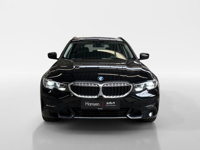 BMW 3-SERIE 330e Sport Line I Carplay I Half-Leder I Stoel/Stuurverwarming