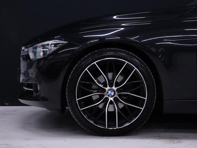 BMW 3-SERIE Touring 318i Sportline [SPORTSTOELEN, SPORTVELGEN,STOELVERWARMING, BLUETOOTH, PARKEERSENSOREN ACHTER, CRUISE CONTROL]