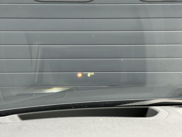 BMW 3-SERIE Touring 320i High Executive M-Sport | Panoramadak | Camera | Head-Up Display | DAB | Stoelverwarming | Elektrische Achterklep |