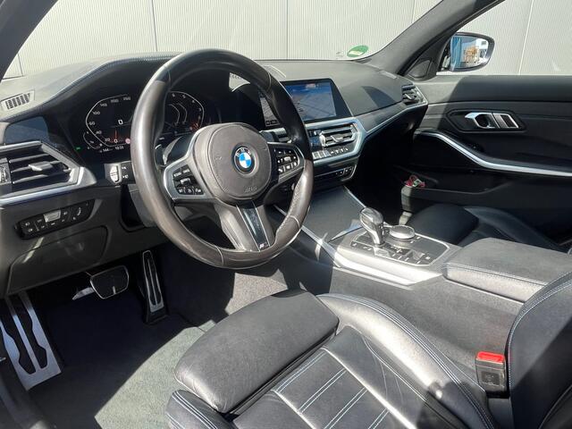 BMW 3-SERIE 320i High Executive M-Pakket NAP