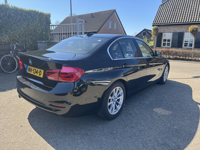 BMW 3-SERIE 318i Centennial High Executive Automaat