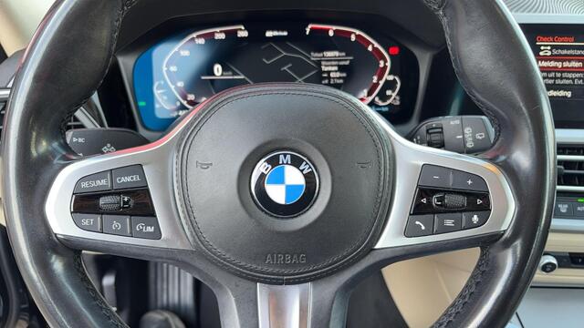BMW 3-SERIE Touring 330e Business Edition Plus SPORTSTOELEN / FULL LED / SOH 89% / CARPLAY / DAB+ / CREME LEDER / STOELVERW / ELEK KOFFERKLEP / NL-AUTO
