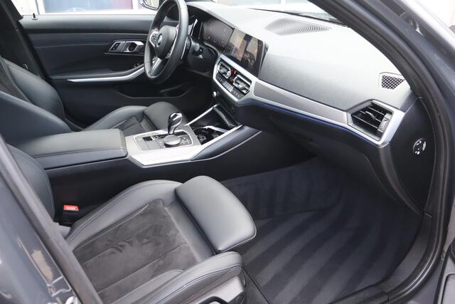 BMW 3-SERIE 320i Executive Edition - NL- Auto!! **Dravit-grau Metallic**