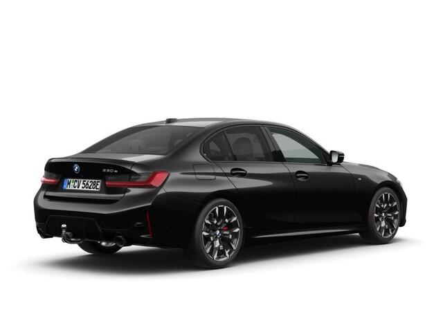 BMW 3-SERIE xDrive M Sport Edition | M Sportpakket Pro | Innovation Pack | Comfort Pack | Harman Kardon
