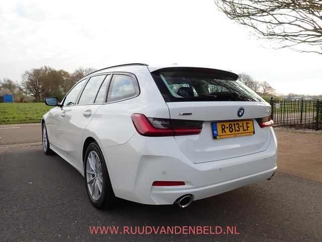 BMW 3-SERIE Touring 320e xDrive FACELIFT WIDESCREEN / CARPLAY / TREKHAAK / SPORTLEER