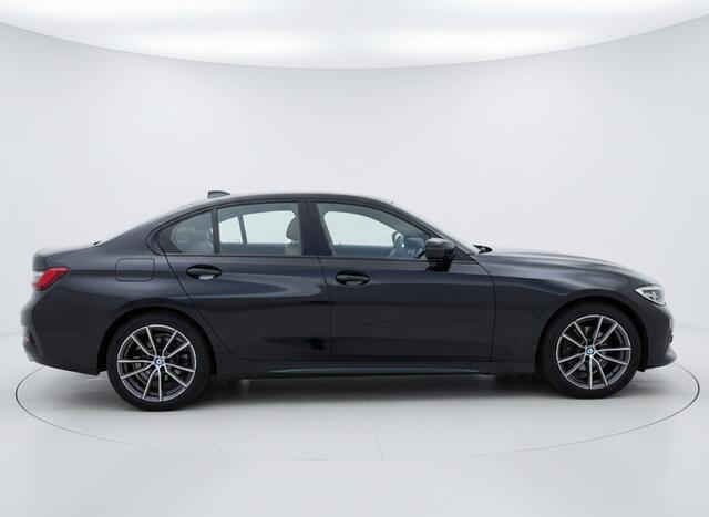 BMW 3-SERIE 320I EXECUTIVE ED, Virtual, Harman Kardon, Leder