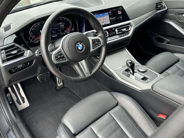BMW 3-SERIE Touring 330i xDrive High Executive Edition M sport | Keyless | Laser | Panodak |