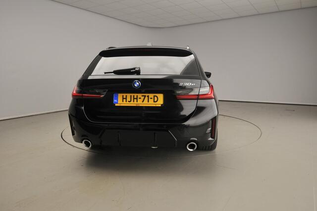 BMW 3-SERIE Touring 330e | M-Sportpakket | LED | Navigatie | Trekhaak | Sportstoelen | Keyles go | Stoelverwarming | DAB | Alu 18 inch