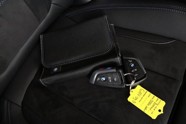 BMW 3-SERIE 320e BMW 320e Sedan M Sport | Glazen Schuif-/kanteldak | Trekhaak Elektrisch | Harman Kardon | Active Cruise Control | Stoelverwarming | 19" M Dubbelspaak | Lentevoordeel