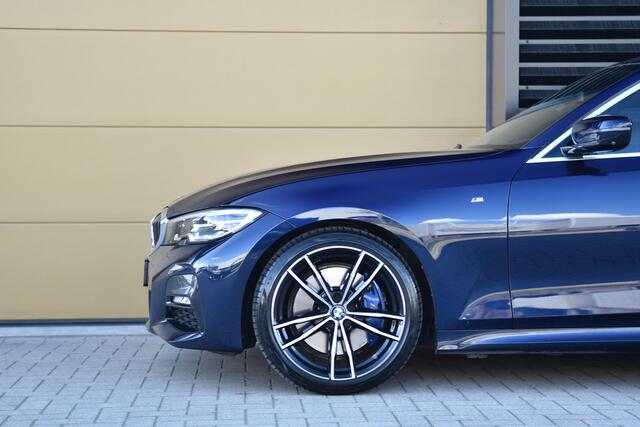 BMW 3-SERIE Touring 330i High Executive Edition * M-Sportpakket * Panoramadak * Harman / Kardon * Trekhaak *