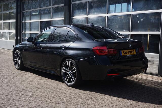 BMW 3-SERIE 318i Edition M Sport Shadow High Executive