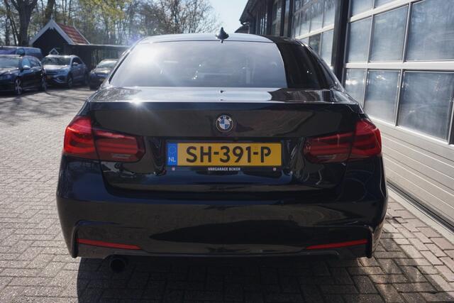 BMW 3-SERIE 318i Edition M Sport Shadow High Executive