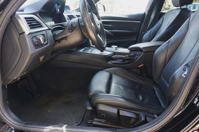 BMW 3-SERIE 318i Edition M Sport Shadow High Executive