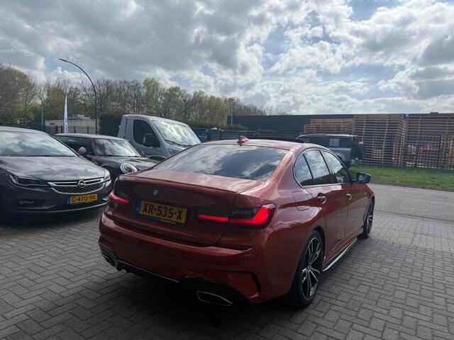 BMW 3-SERIE 330i High Executive Edition | 1E EIGENAAR | 12MND GARANTIE | LASER | SCHUIFDAK | ACC | CAMERA | SFEER | TREKHAAK | DAB | CARPLAY