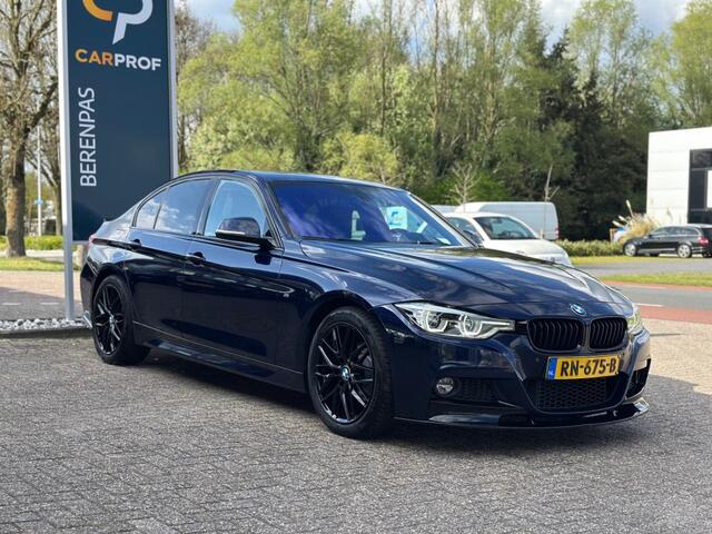 BMW 3-SERIE 320I Corporate Lease High Executive '' Apple Carplay - Clima - PDC ''