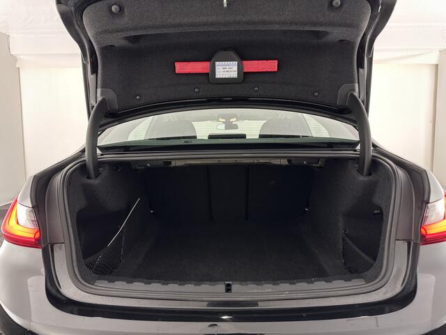 BMW 3-SERIE 320i Business Edition (INCL.BTW) Aut. *FULL-LED | NAVI-FULLMAP | COMFORT-SEATS | HIFI-SOUND | DIGI-COCKPIT | DAB | SHIFT-PADDLES | ECC | PDC | CRUISE | 16''ALU | TOWBAR*